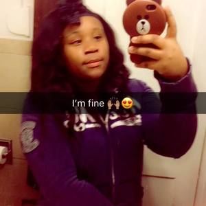 Meet your Posher, Ťřiñä